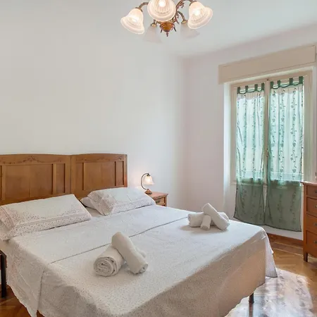 Palomar Apartment