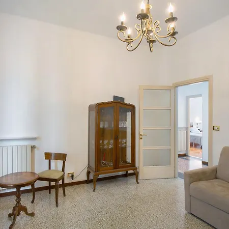Palomar Apartment *